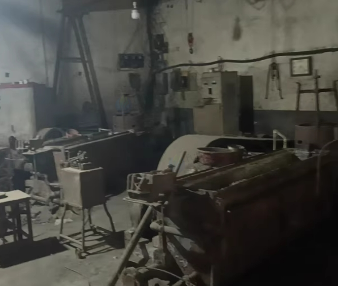 新乡市地区处理13-360水箱拔丝机、一台大水箱12一560、一组干拉六连冠