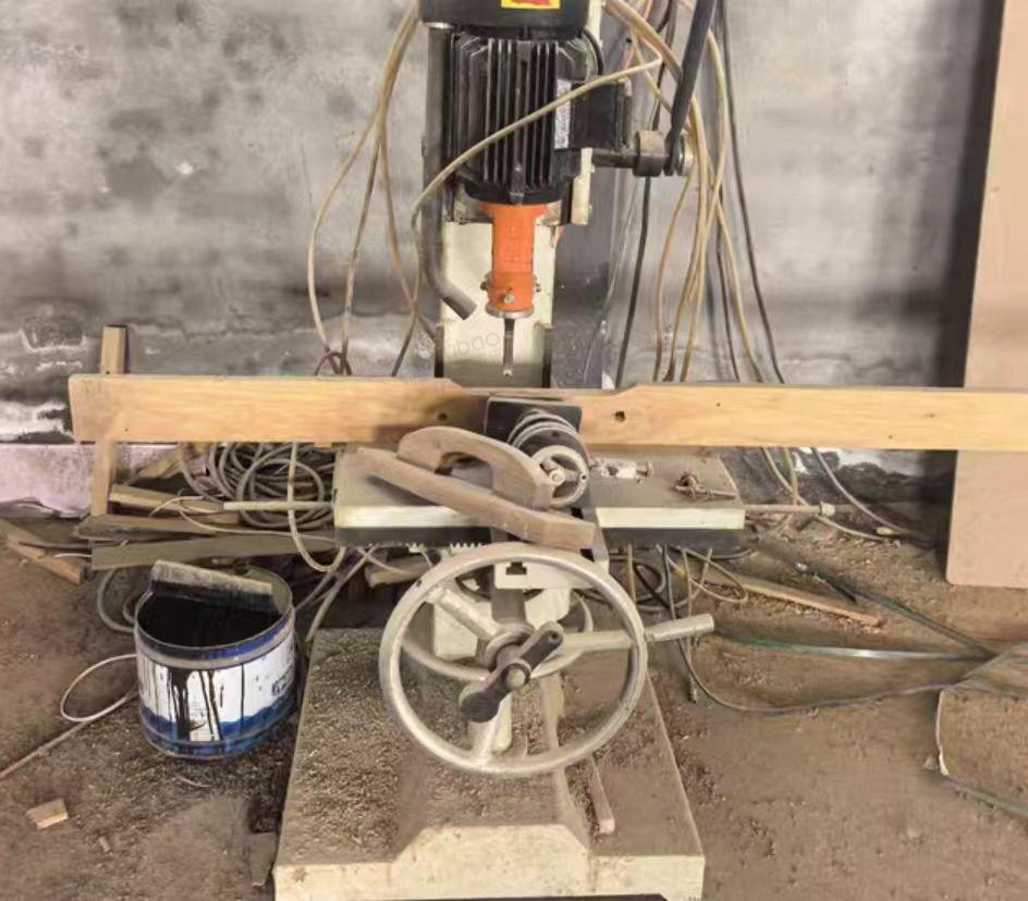 菏泽市地区工厂处理出榫机、五叠锯、双轨五碟锯、龙门刨、圆锯、砂光机等木工机械