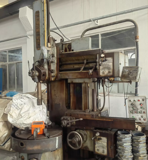 无锡市地区工厂处理C5110A立式车床