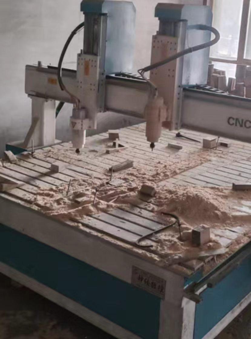 呼和浩特市地区处理1825雕刻机、合缝锯