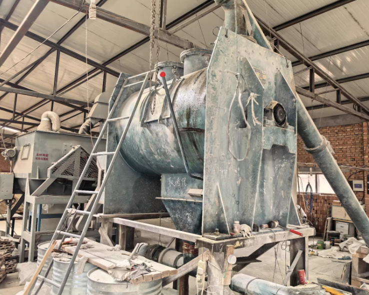 张家口市地区工厂处理墙地砖粘合剂填缝剂设备一套