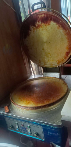 济南市地区处理商用烟机、电饼铛、不锈钢案板等