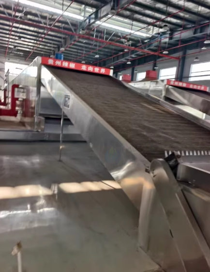 安顺市地区处理首创蒸汽加热28米网带烘干机带宽3米6层网带