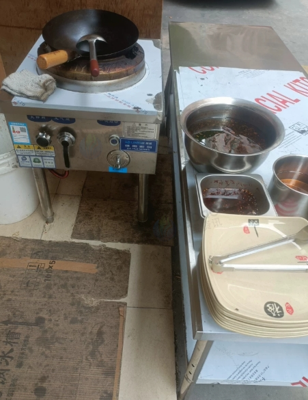 东莞市地区处理餐饮店整体设备