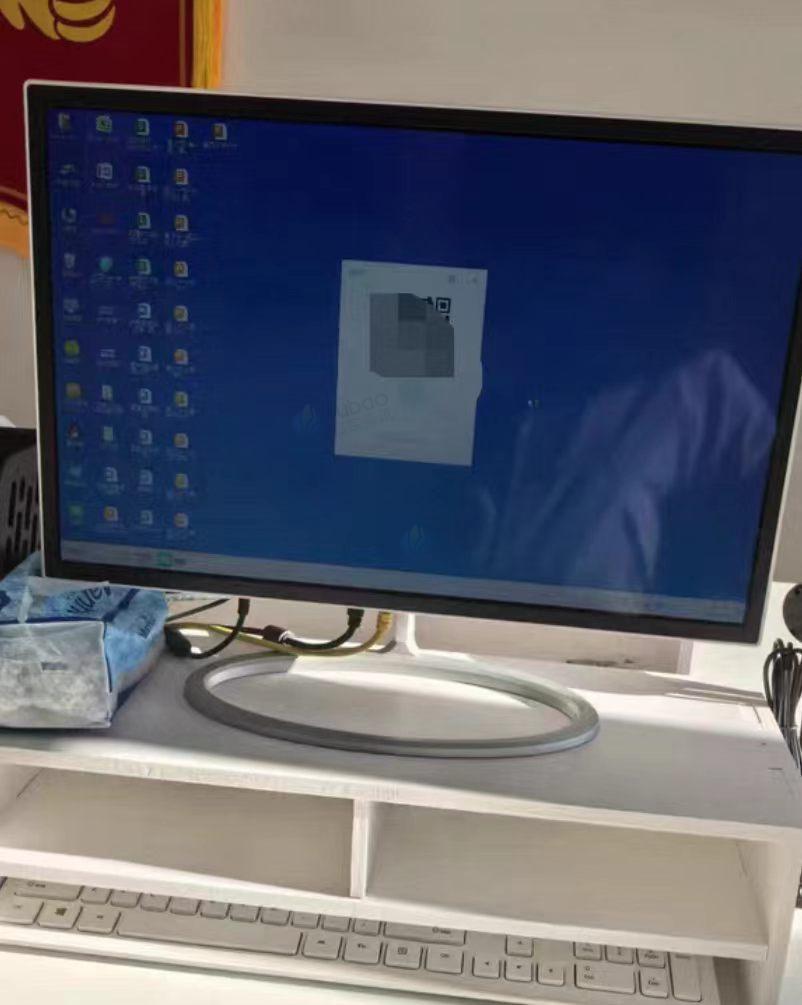 锡林郭勒盟地区处理19个员工更衣柜、30个灭火器、3台台式电脑、18套热水器、30套上下铺、6套空调