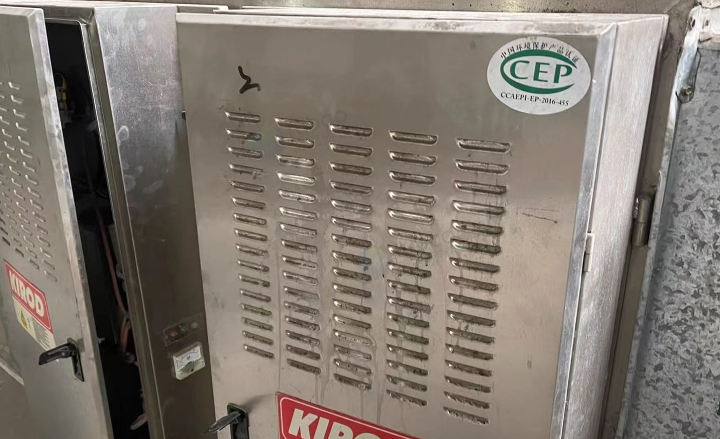 揭阳市地区处理防保设备、控制柜、多翼式离心风机