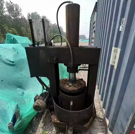 乌鲁木齐地区个人处理200吨油渣压饼机