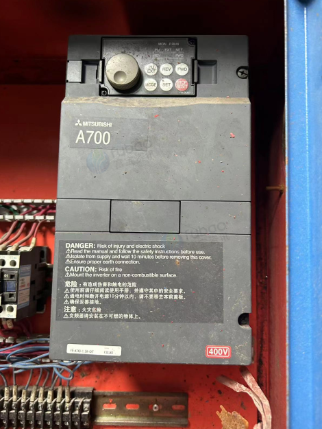 供应：两个三菱变频器