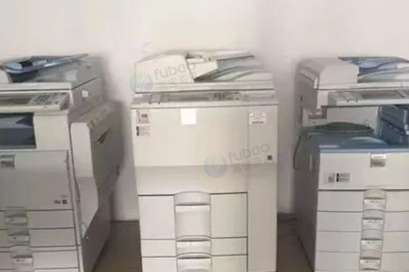 供应：一批电子、印刷设备、仪器等