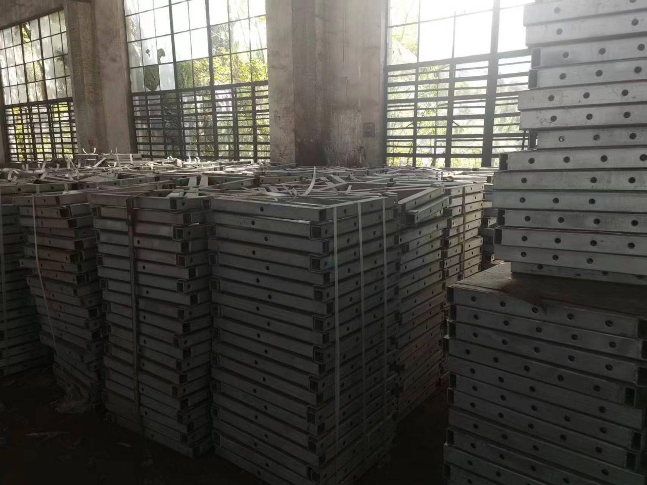 供应：全新爬架500T左右