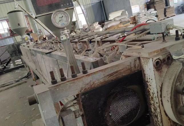 徐州地区工厂处理捷诚180螺杆挤出机一套