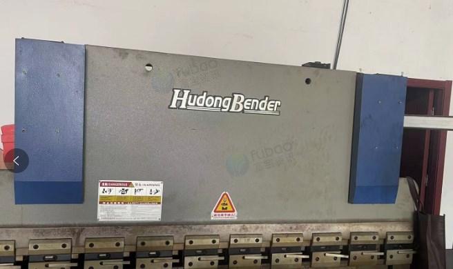 常州地区工厂处理数控冲床1台、数控折弯机1台