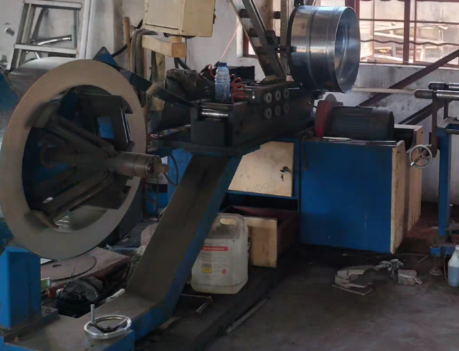 上海地区厂房改造处理螺旋风管机、裁板机等通风设备