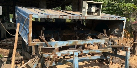 来宾地区刨板厂处理断木机、刨板机、自动叠板机
