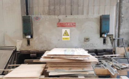 潍坊市地区工厂处理63吨2.5米折弯机