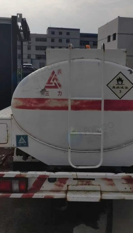 供应：科考队两台工程车