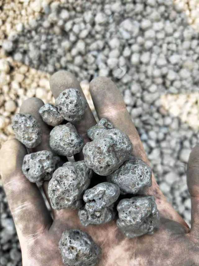 供应:1000吨上磁干磨铁豆